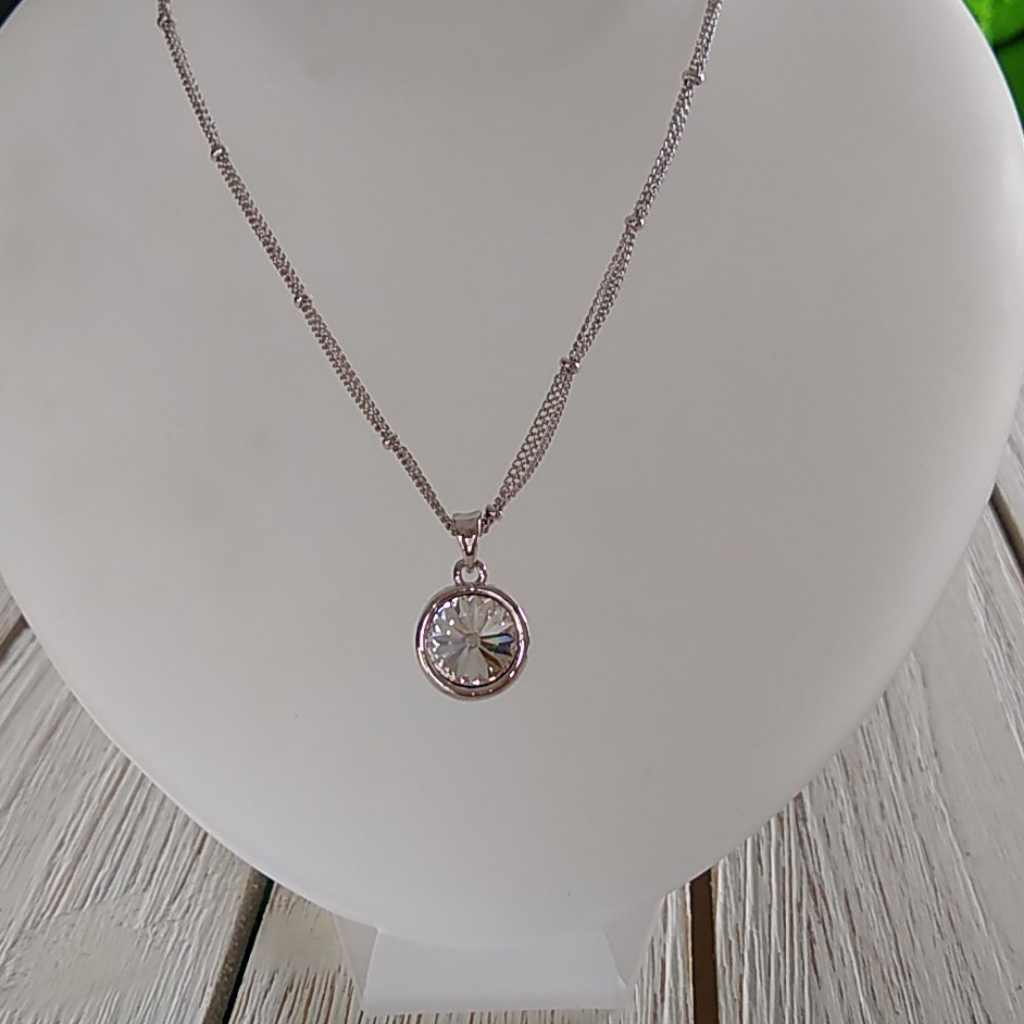 Clear Swarovski Crystal/Round Cut/Pendant Necklace